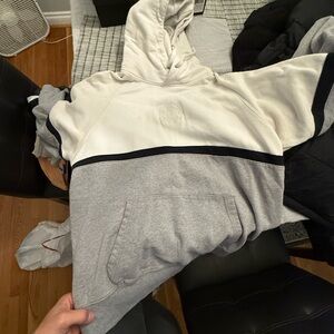 American Eagle Outfitters Gray and White Hoodie